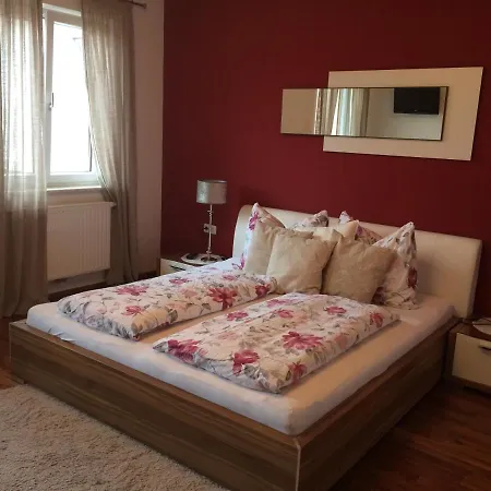 Bed & Breakfast Weingut Obenaus Glaubendorf